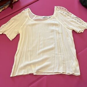 Off white, light weight top